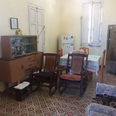 馃崁 Se vende casa en altos de biplanta ubicada en el Reparto Santo Suarez perteneciente al Municipio 10 de octubre 馃崁 - Img 115343399