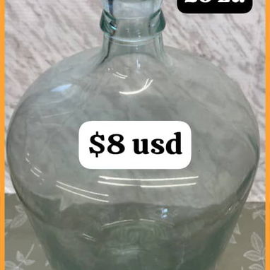 VENDO 2 botellones de cristal de 10lt y 20lt - Img 122339266