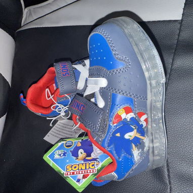 Tenis de Sonic talla 6 con luces - 3/4
