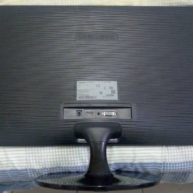 🖥️OFERTA🖥️MONITOR SAMSUNG 24 PULGADAS - FULL HD - DE USO OK - EN 90 USD O AL CAMBIO - Img 114090888