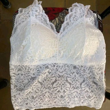 Blusas de encaje - Img 124067041