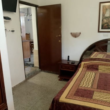 Renta Lineal - Apartamento en el Vedado - 4/10