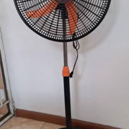 VENTILADOR DE PEDESTAL DE 18 PULGADAS - Img 55446170