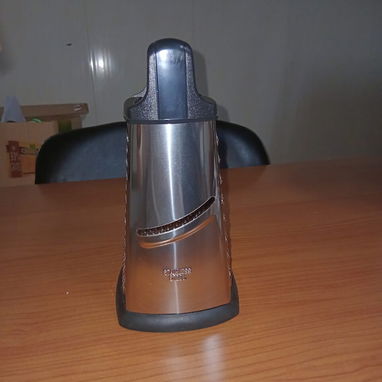 RALLADOR DE COCINA CON 4 CARAS, ENTREGA DE FACTURA. VARIEDAD DE ÚTILES DEL HOGAR, ELECTRODOMÉSTICOS, TECNOLOGÍA, ETC - Img 117914928