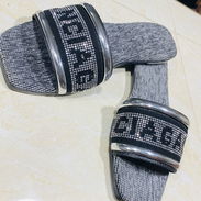 Se venden Sandalias - Img 55831009