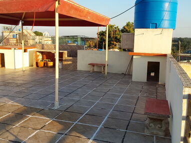 Se vende casa  - la parte de arriba de un biplanta en Playa, reparto la Ceiba, WHATSAPP - Img 62754724