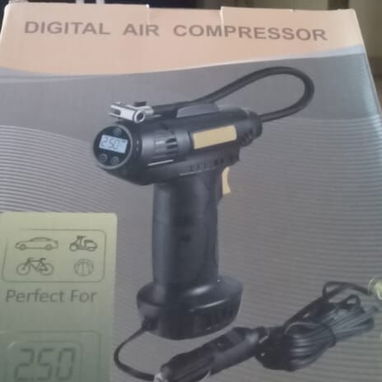 Compresor de aire para neumáticos de autos y motos . - Img 102300261
