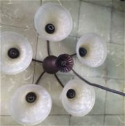 Se vende lámpara de techo moderna para 5 bombillos - Img 45944059