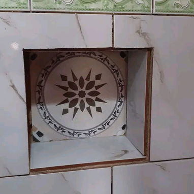 Albañil profesional y pintor. - 4/10