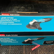 Pulidora Makita GA5030R-720W 125mm 220volt nueva en su caja - Img 50153734