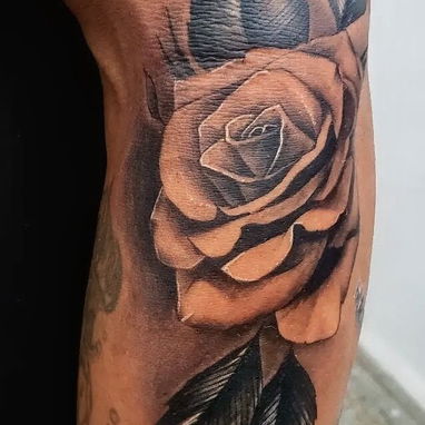 Tatuador profesional a domicilio. - Img 125787724