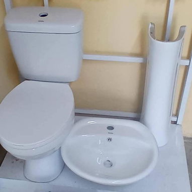 Juego de baño sanitario completo nuevo con herrajes - 2/3