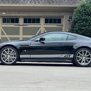 Aston Martin V8 2015 - Img 56020243