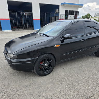 VENDO FIAT BRAVA 1.6 Gasolina 8500 USD 54660205 - Img 124422627
