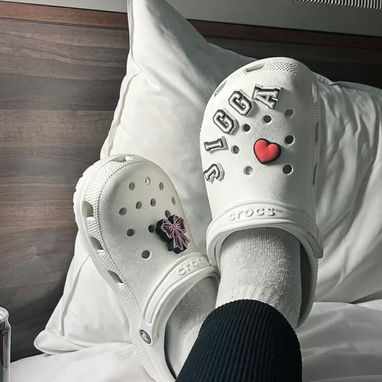 CROCS - Img 125220726