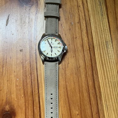 Reloj para hombre, pulsera de cuero ,esfera amarilla, de cuarzo, elegante, ideal para trabajo, regalo. - Img 122121705