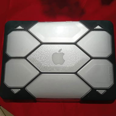 Vendo Laptop MacBook Pro - 2/3