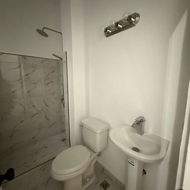 SE VENDE APARTAMENTO EN EL VEDADO, CALLE 19 - 110,000 USD - 8/10