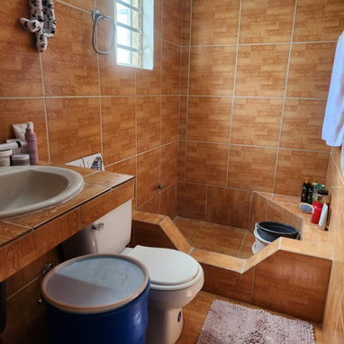 Rebaja! 2 Casas en 1 con entradas independientes. - 5/10