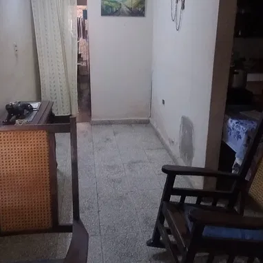 SE VENDE BIPLANTA EN HOLGUIN. LA CASA QUE NECESITAS!!!! - 3/5