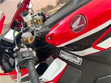 Honda CBR 1000 2021 - Img 66357145