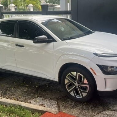 Hyunday kona 2023 , Full eléctrico  más de 400 km de autonomía - 3/4