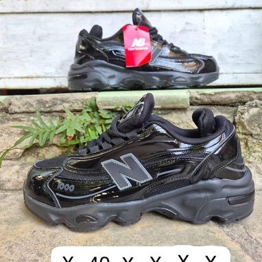 Tenis Jordan 4, New Balance, Asics y Nike Air Force - 9/10