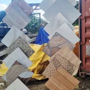 💥💥Losas de ceramika importada nuebas en su caja ,con brillo y losas antirresbalante - Img 53764446