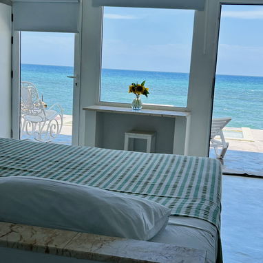 Se alquila casa de playa,Santa Fe. Opciones para grupos o parejas. Casa frente al mar con piscina y paneles solares. - Img 124646649