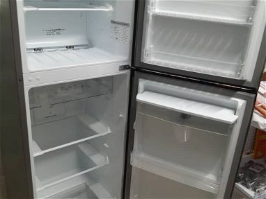 Refrigerador de 2 metros nuevo - Img 68063659
