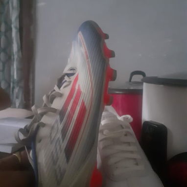 Tenis, zapatillas de lanzamiento y tacos originales - Img 118746477
