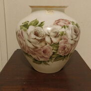 Antiguo jarrón floral vintage de vidrio de leche - Img 45292645