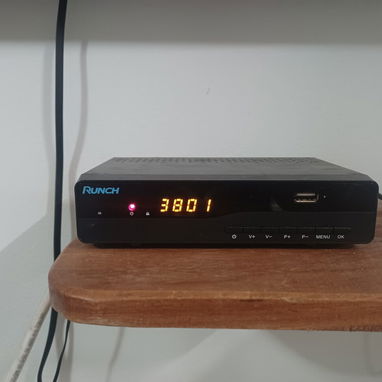 Televisor Samsung de 42 pulgadas con cajita Runch. - 2/5