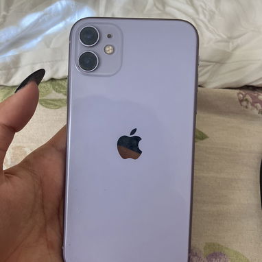 iPhone 11 - Img 127744243