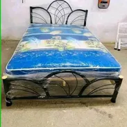 Vendo diversas camas con colchónes liso hoteleros - Img 56515049