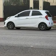 Se vende kia picanto de 2014 - Img 55956044