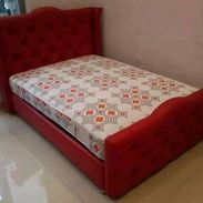 Cama de rojo - Img 57881450