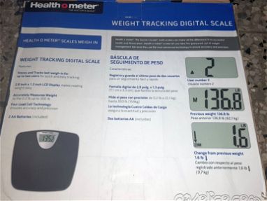 Pesa digital para monitorear su peso. nueva en caja. Hasta 350 Kg.con memoria de pesado - Img 67832665