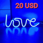 Cartel lumínico LUZ led neón azul Love ideal para decorar cualquier espacio o negocio - Img 45625450