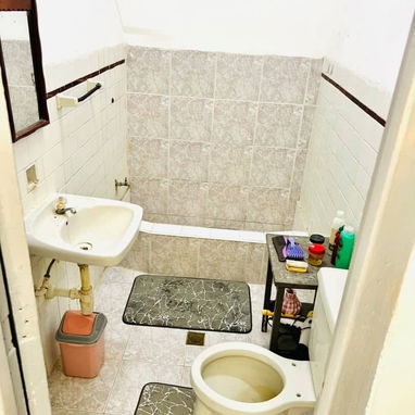 Venta de casa en Centro Habana. Buen estado y lista 🏠😌🗝 18500 - 3/7