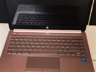 Laptop HP 14" 9na generación ( NUEVA ) - Img main-image-45647440