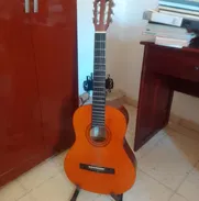 Guitarra para estudiar - Img 48909865