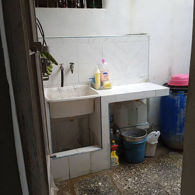 *Propiedad 34707* Apartamento en bajos de 2 cuartos, 2 baños y carposh, 25 mil USD - Img 123912266