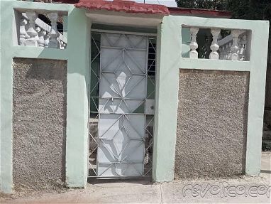 Se vende casita de 2 cuartos puerta a la calle en Mantilla - Img main-image-45654018