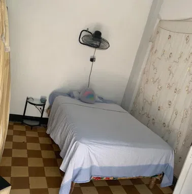 Se vende apartamento en Centro Habana en un segundo piso ,por la calle San Nicolas - Img 99549097