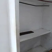 Casa en altos con placa libre en Arroyo Naranjo, Párraga, de dos cuartos , baño, cocina y sala. En 5000, se deja complet - Img 56401990