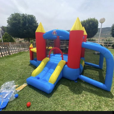 Se vende castillo inflable perfecto para negocio nuevo a estrenar - Img 125517451
