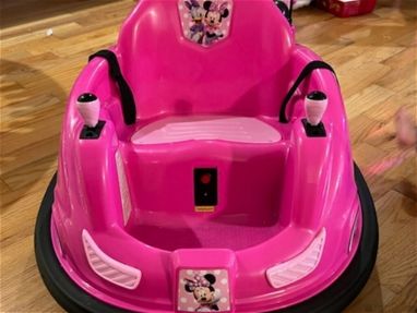 Carrito Flybar Bumper Car 6v Minnie Mouse carrito de niña carro para niña - Img 65281608