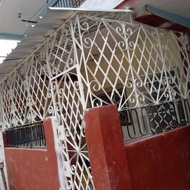 Rejas de seguridad para portal, balcones y terrazas, transporte, con pintura y montaje incluído - Img 127237211