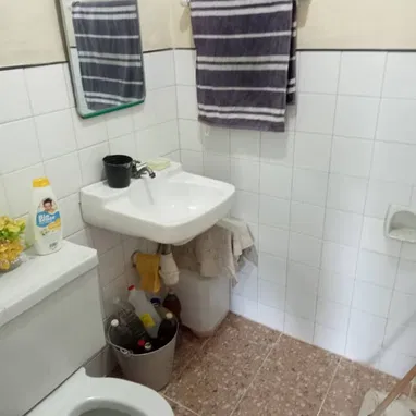Casa independiente con 3 cuartos y piscina - 6/9
